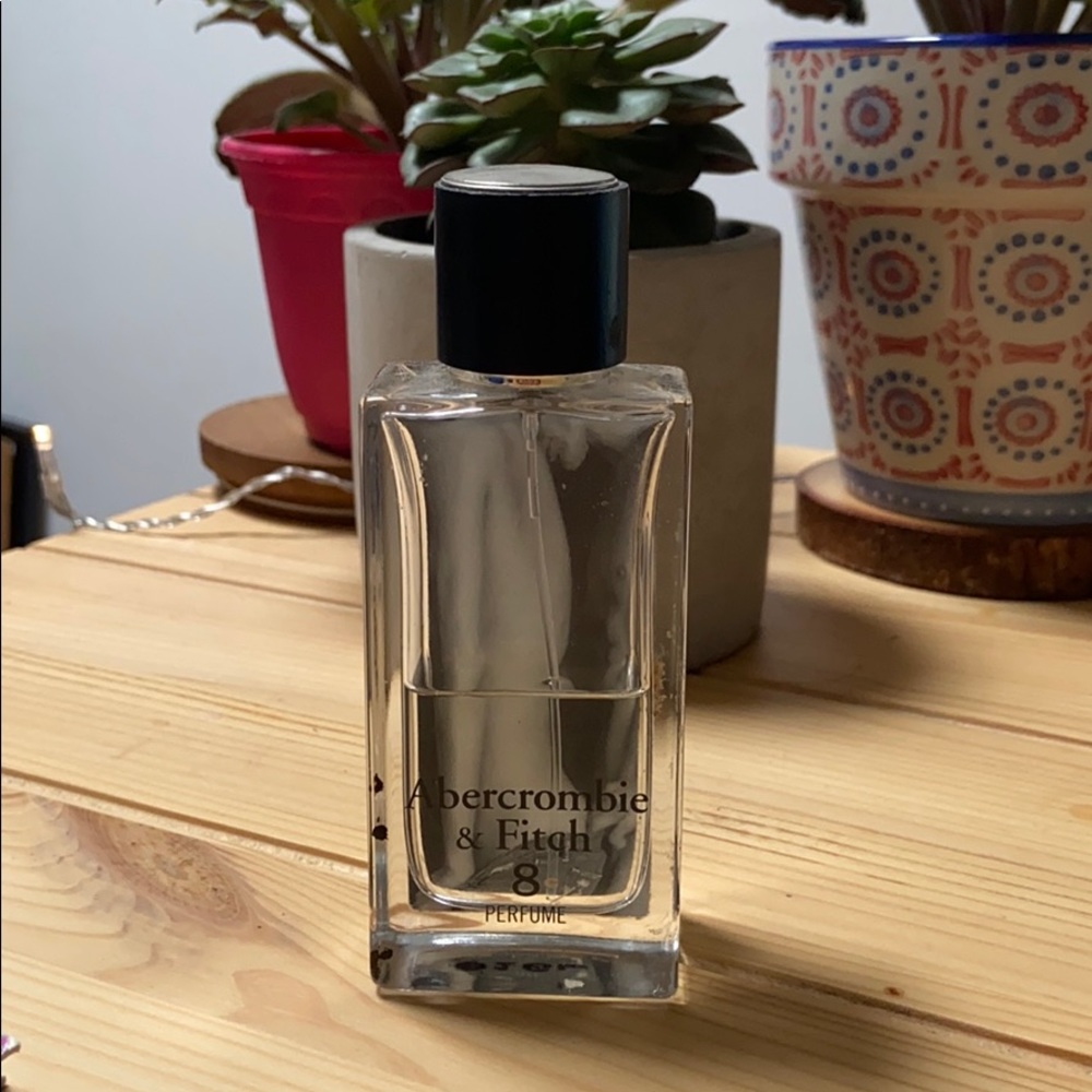 Abercrombie & Fitch - Eight